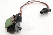 Резистор отопителя Symnol и Clio 7701067033-B Б/У
