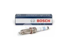 Свеча зажигания Mercedes/Nissan/Renault 1.3T-2.0T 0241140537 Bosch